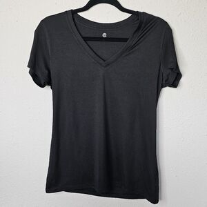 Champion Shirt‎ Womens Medium Black V Neck Athletic Performance Tee Stretchy